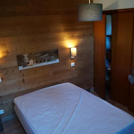 Elena - Jules Apartmán